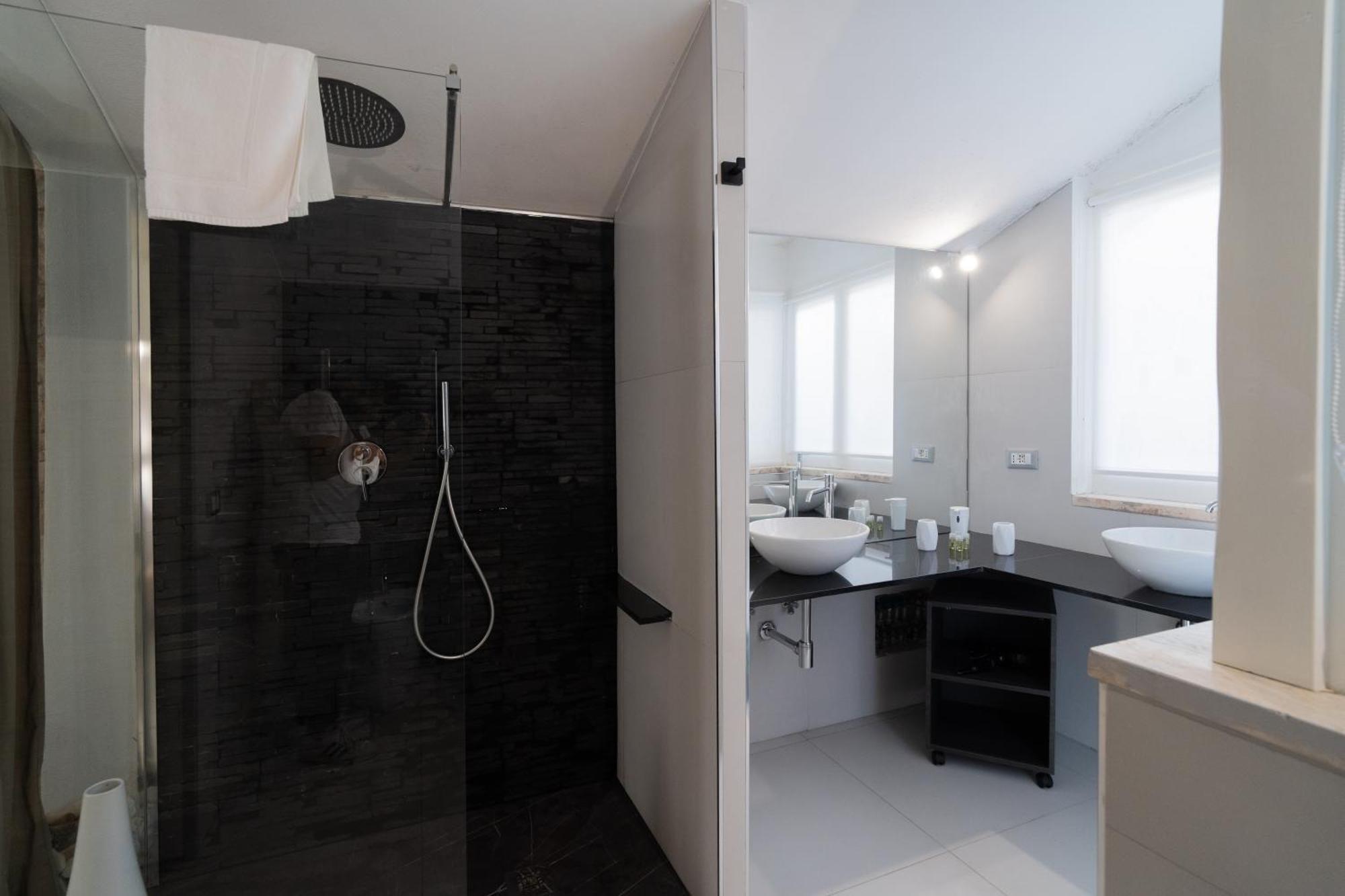 Dimora Barocca Luxury Suites Lecce Exterior foto